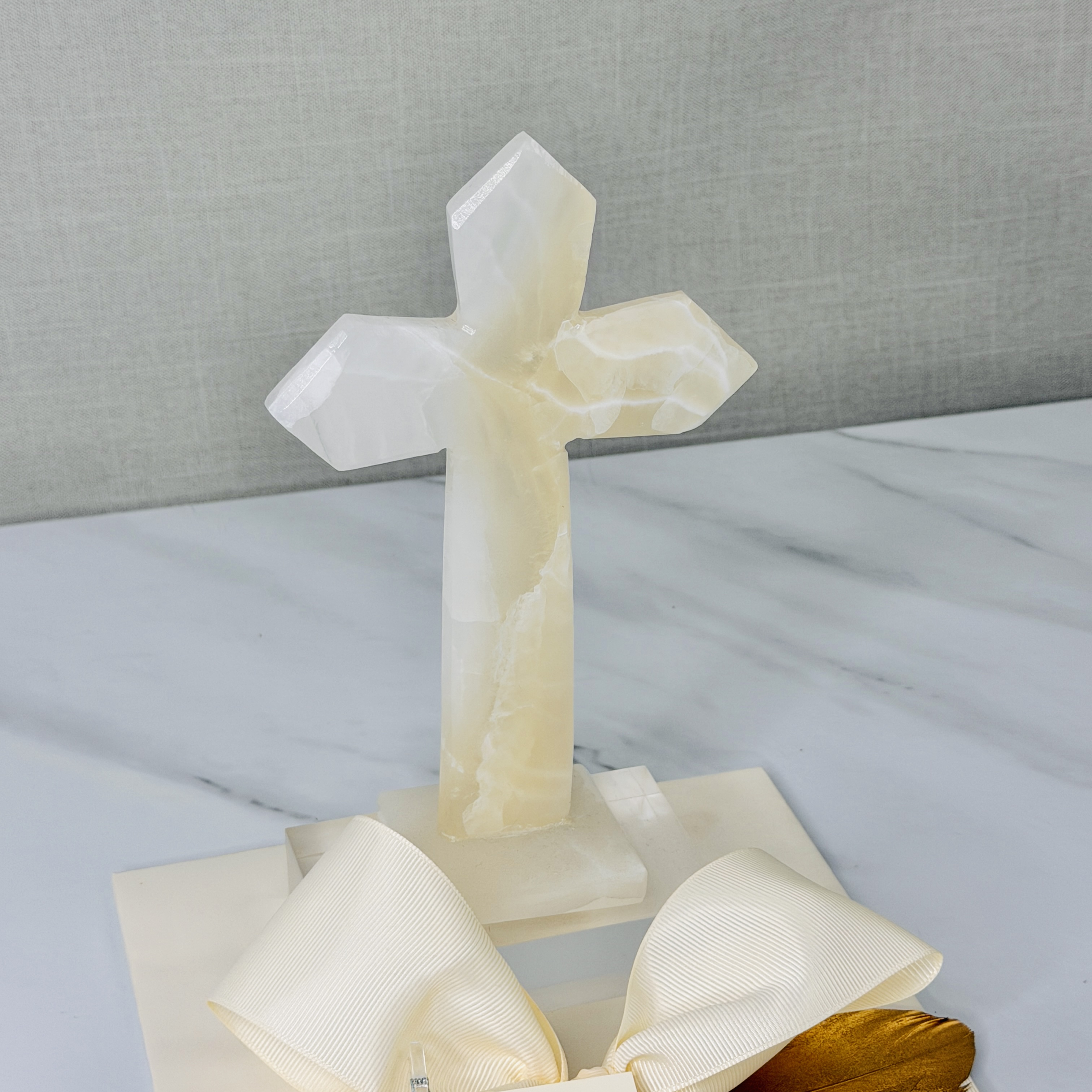 CRUZ DE ÓNIX CON BASE DE ACRÍLICO - Imagen 4