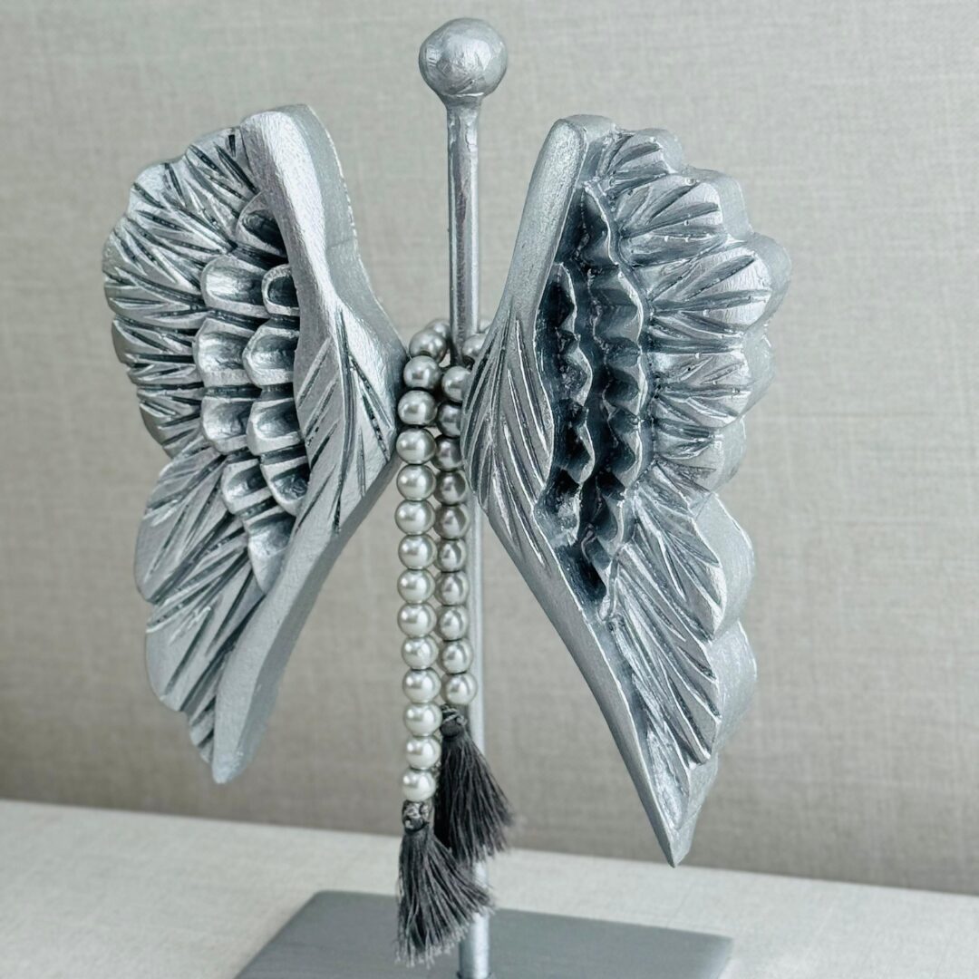 ALAS CON PEDESTAL - Imagen 3