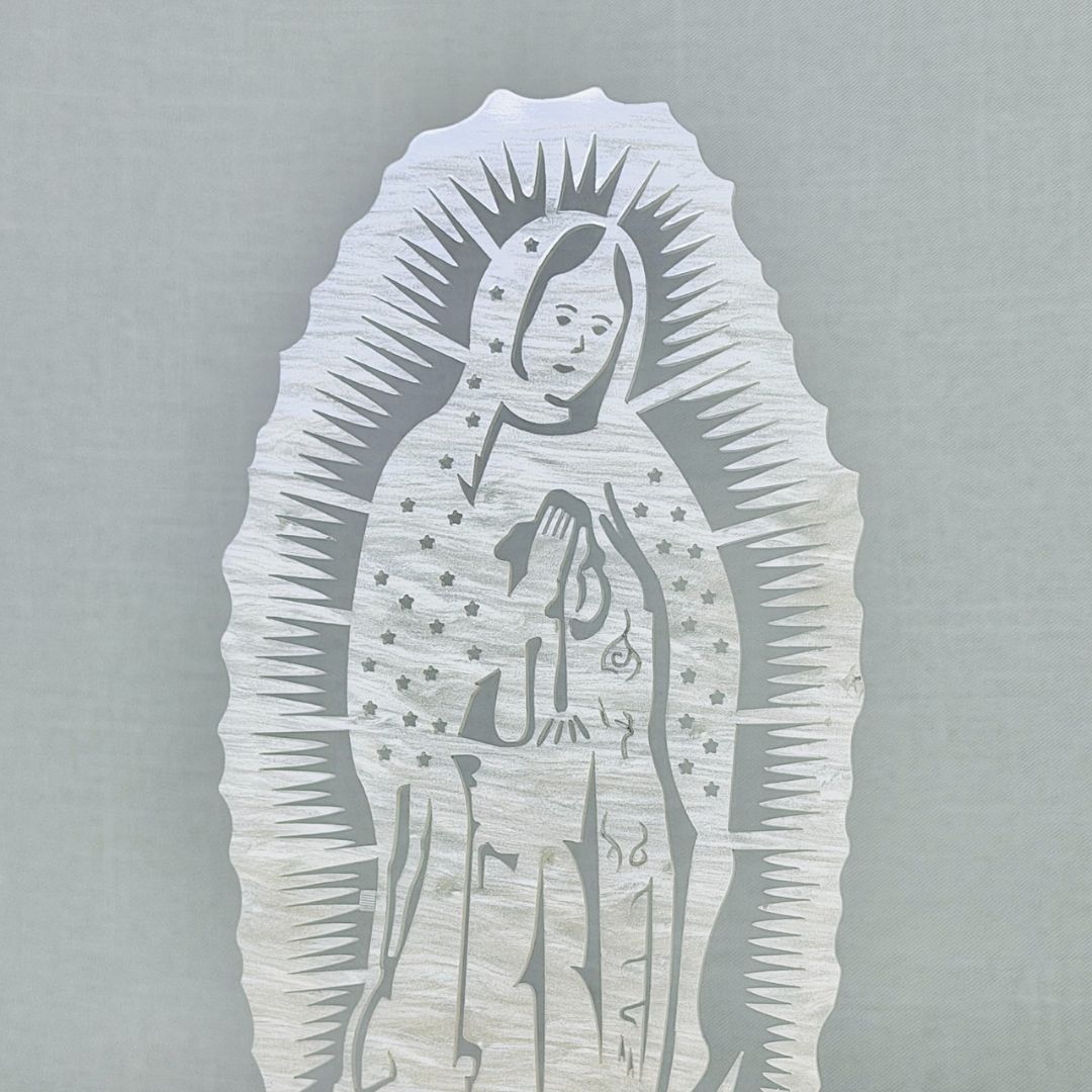 VIRGEN DE ACRÍLICO NACARADA 2